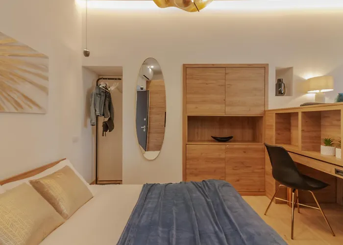 Casa Indipendenza * Como