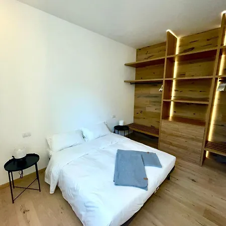 Casa Indipendenza * Como