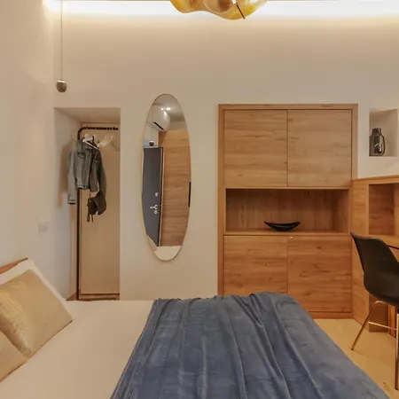 Casa Indipendenza * Como