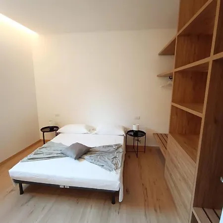 Casa Indipendenza Апартаменты *